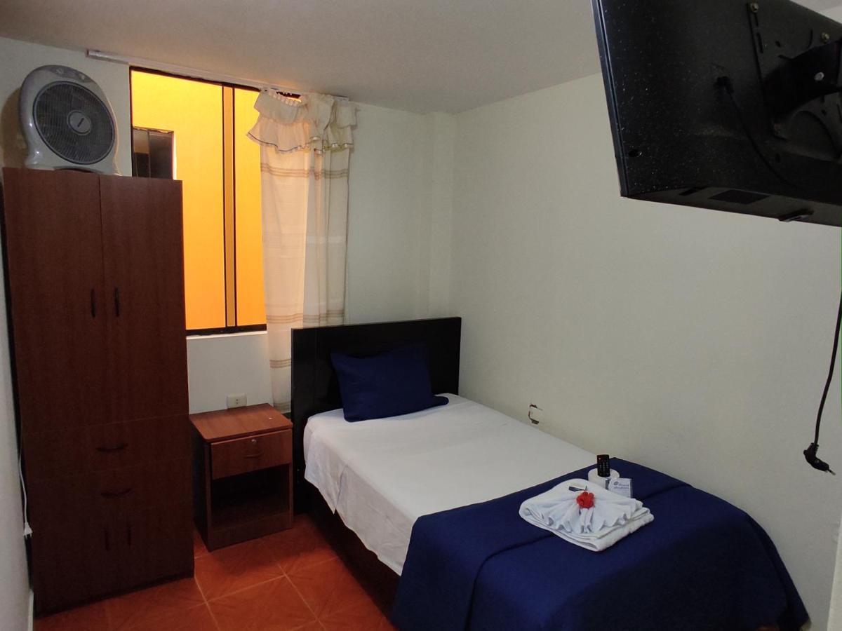 Hotel Nuevo Amanecer Puerto Chicama Kültér fotó